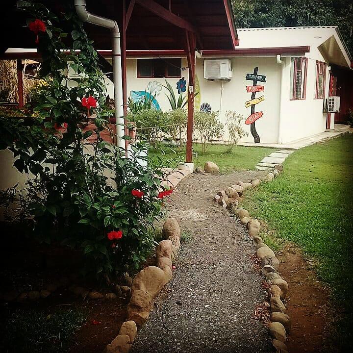 Casa Ballena Eco Hostel Uvita Esterno foto