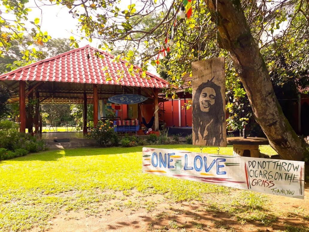 Casa Ballena Eco Hostel Uvita Esterno foto